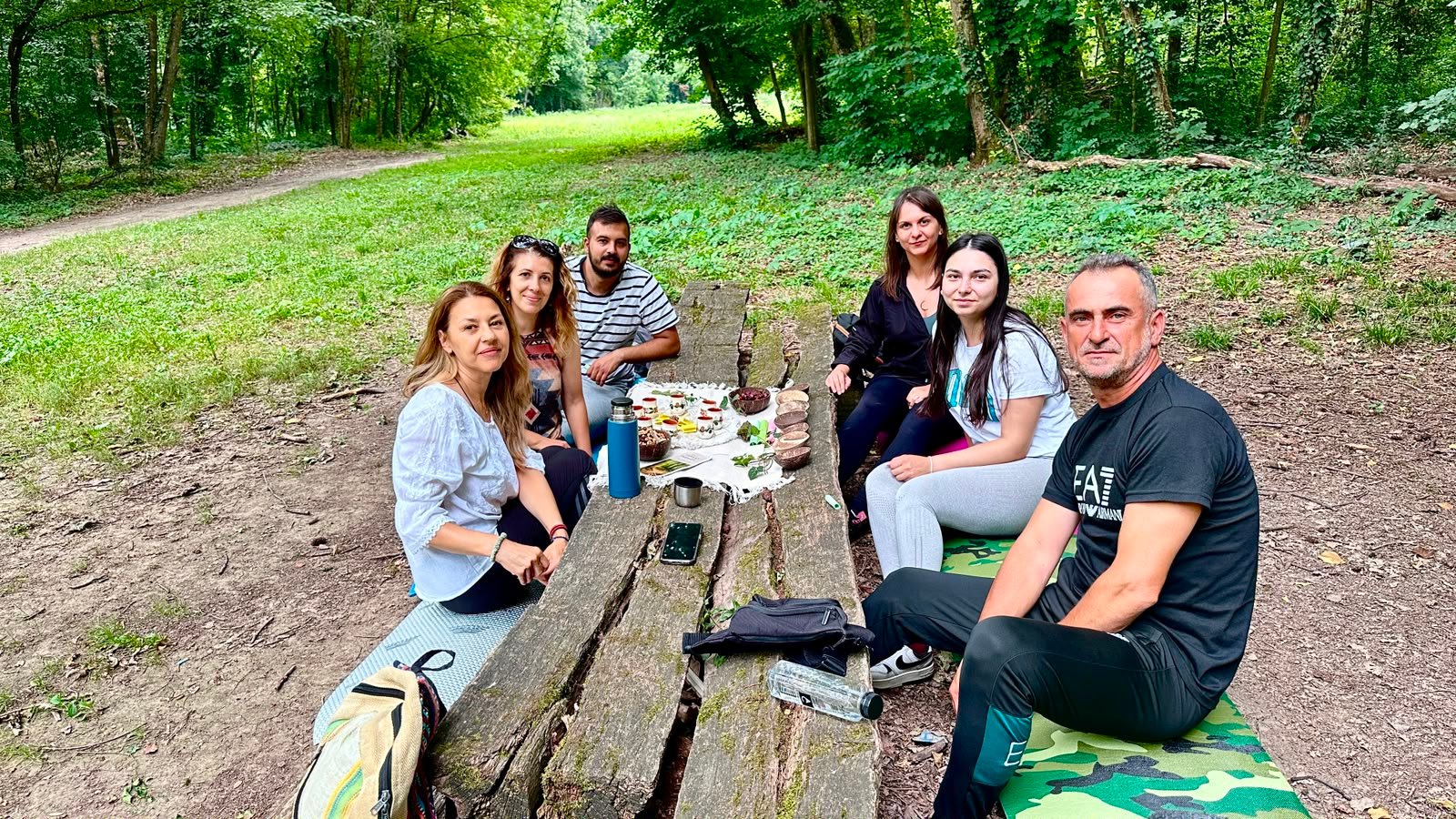 Team building cu silvoterapie in Parcul Dendrologic Bazos, Timis